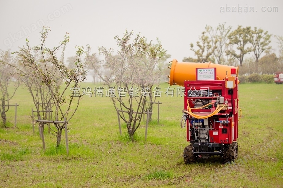 新型果樹打藥機(jī)遙控車載噴霧機(jī)